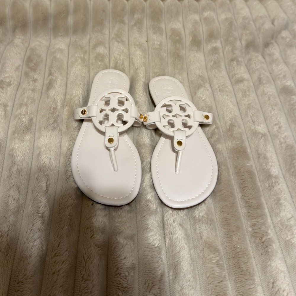 Tory Burch Miller Sandal White / Gold Women’s Size 8.5 and 9 - Picture 2 of 6